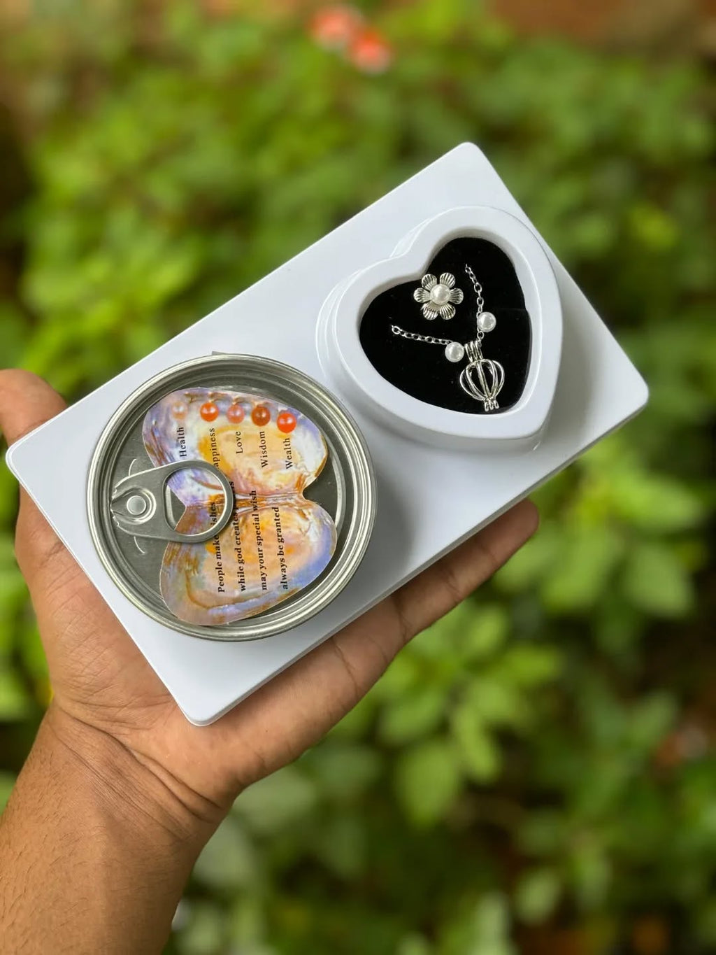 KARTZO LOVE  PEARL BOX